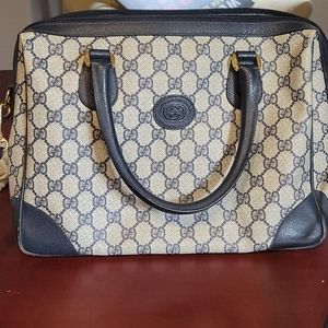 Vintage Gucci large navy handbag